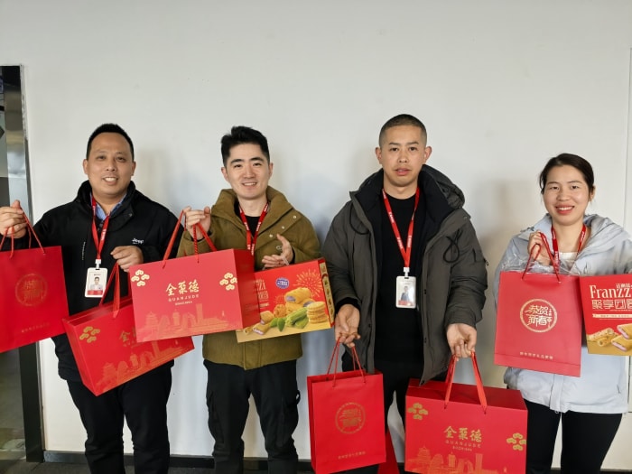 新春啟泰,馬踏祥云,智邦國際祝您春節快樂! 新春啟泰,馬踏祥云,智邦國際祝您春節快樂!