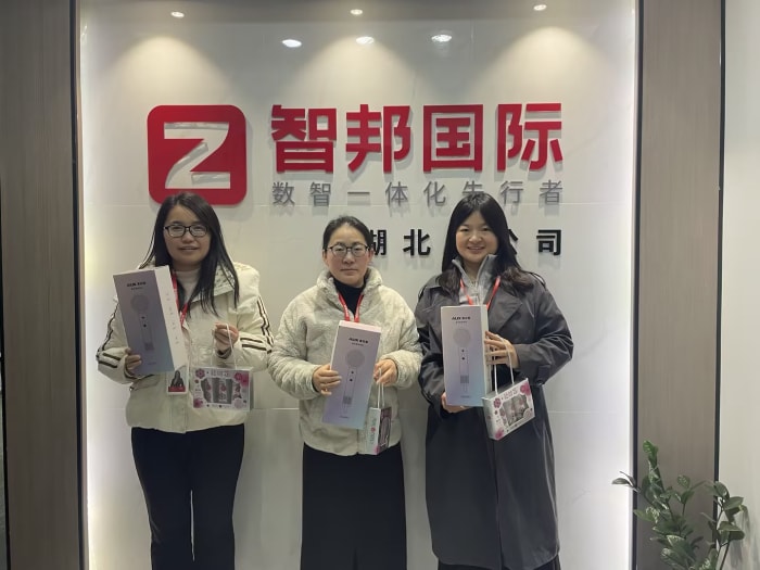 春風(fēng)有信,花開有期,女神節(jié)快樂! 春風(fēng)有信,花開有期,女神節(jié)快樂!